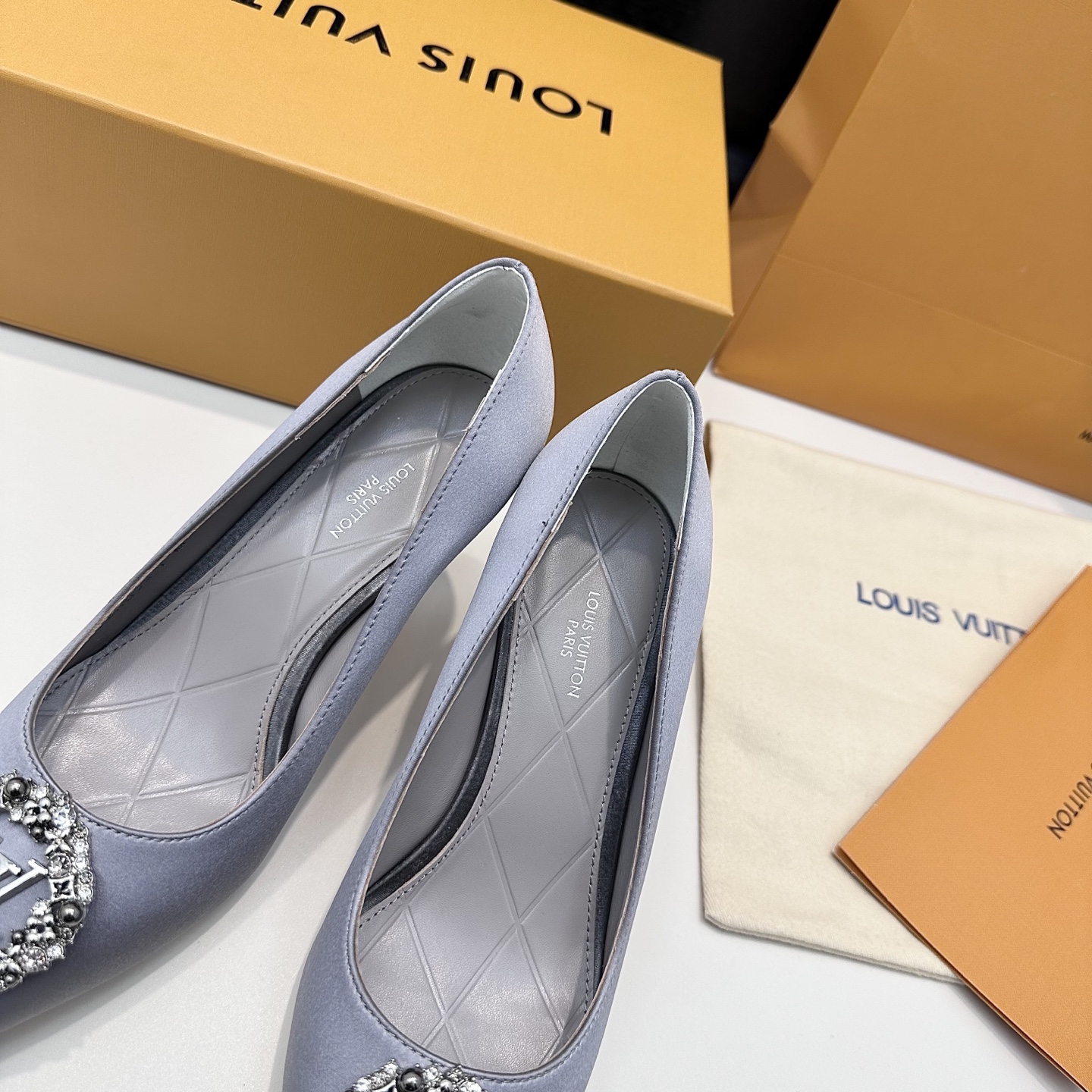 Women's high heels